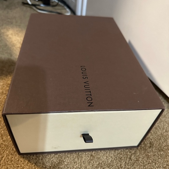 Louis Vuitton heels authentic - Picture 13 of 14